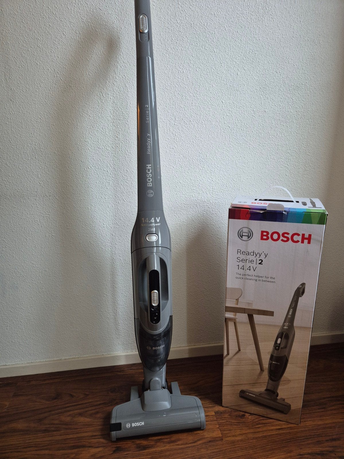 Bosch Readyy'y Serie 2 Steelstofzuiger - Zo goed als nieuw, Bosch, Draadloos, Ophalen of Verzenden, Zo goed als nieuw