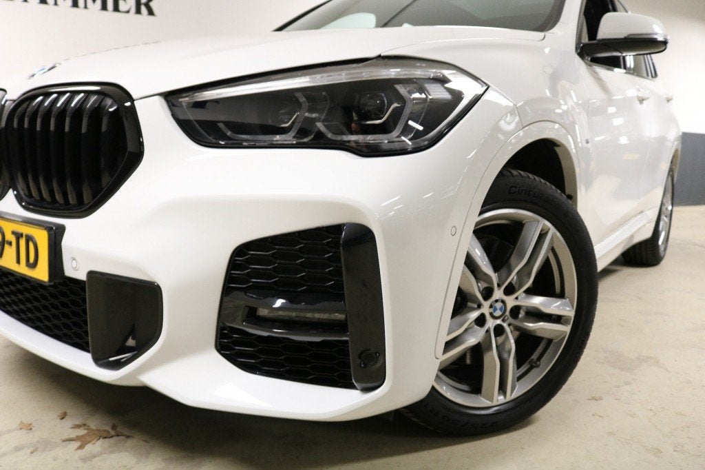 Bmw X1 SDRIVE20I HIGH EXEC.M-Sport.  -KM:28335  -Stuurverw.-, Auto's, 1998 cc, Euro 6, Wit, Leder