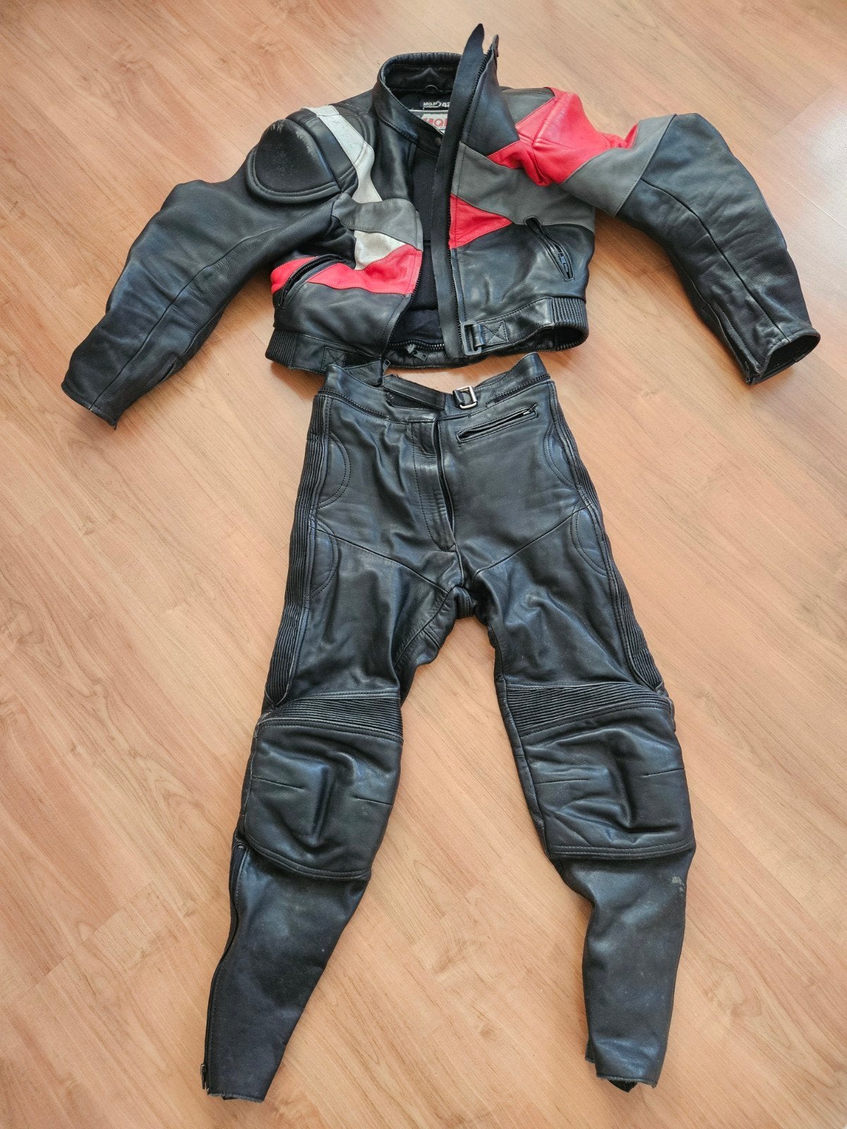 MQP Motorpak Leer - Maat 40/42, Motoren, Kleding | Motorkleding, Ophalen, Tweedehands, Combipak
