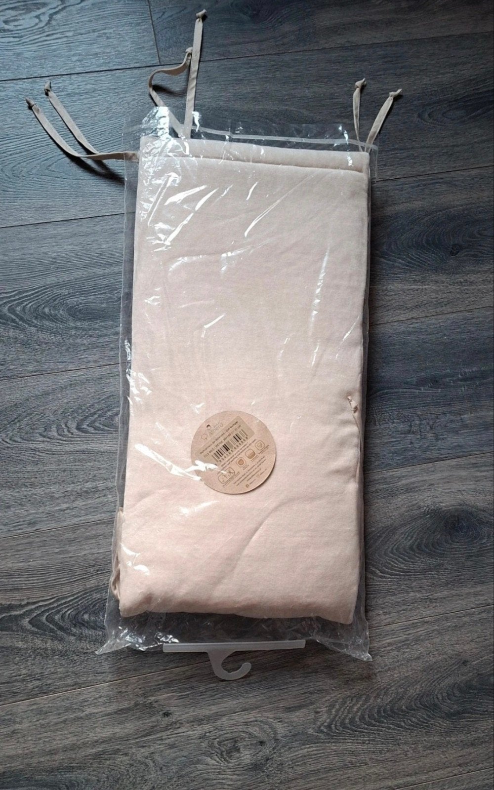Mio Albero Ledikantbumper Beige 30x180 cm, Ophalen of Verzenden, Nieuw, Ledikant