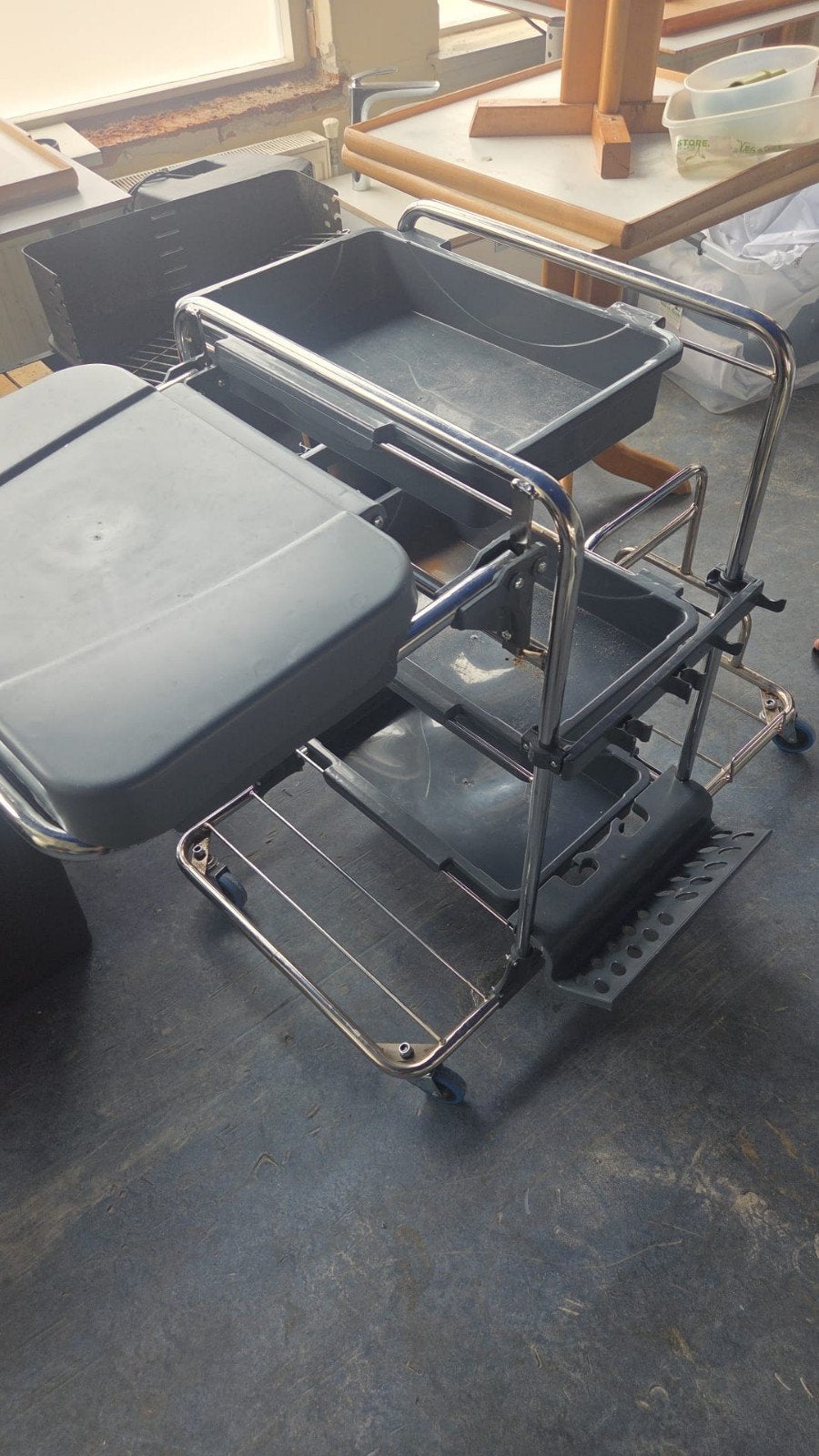 Professionele Schoonmaakkar met Opbergvakken, Ophalen of Verzenden