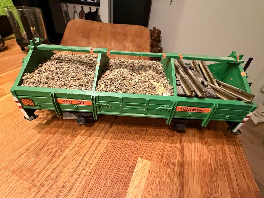 Märklin Hulpwagen OEG 4010 met ballast en rails, Wisselstroom, Gebruikt, Wagon, Ophalen of Verzenden