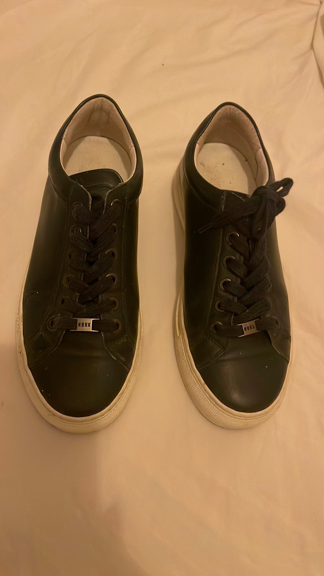 NUBIKK Navy dames maar unisex blauw leder  maat 37, Sneakers of Gympen, Gedragen, Verzenden, Blauw