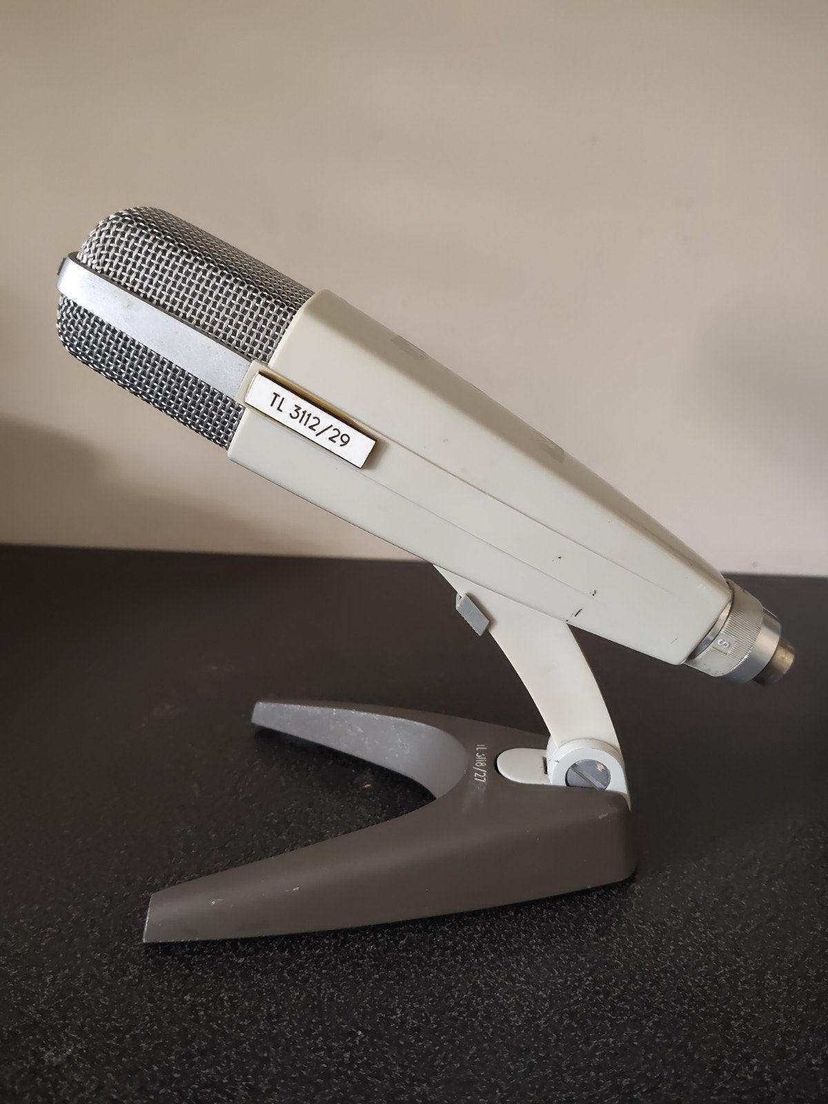 Vintage Sennheiser MD421N microfoon met standaard, Muziek en Instrumenten, Microfoons, Gebruikt, Studiomicrofoon, Ophalen of Verzenden