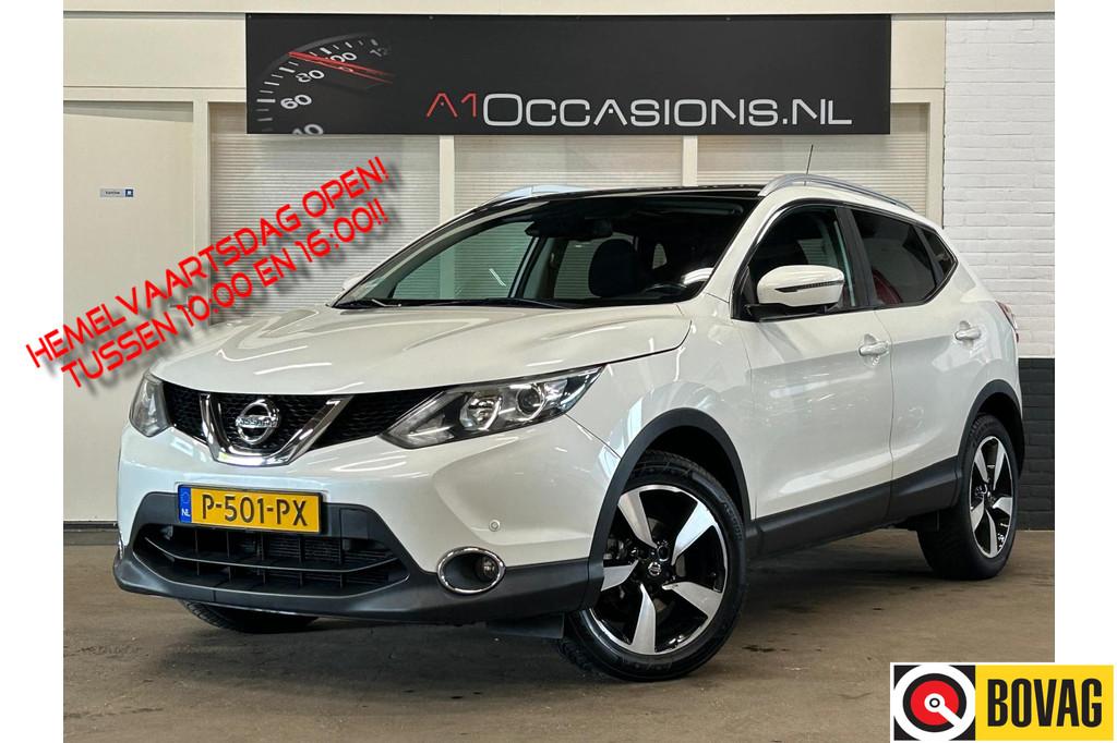 Nissan QASHQAI 1.2 Connect Edition + NAVI + PANODAK !, Voorwielaandrijving, Euro 5, Stof, Gebruikt