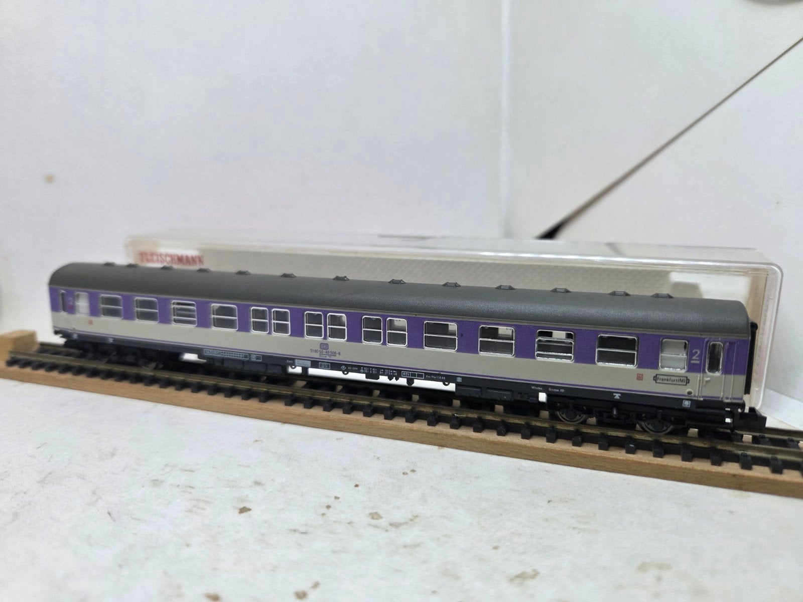 Fleischmann Piccolo 8117 Personenwagon DB met binnenverl., Gelijkstroom, Fleischmann, Wagon, Ophalen of Verzenden