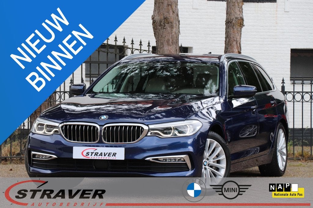 BMW 5-serie Touring 540i xDrive High Executive |Luxury line, Auto's, BMW, 12 maanden, Gebruikt, Euro 6, Blauw