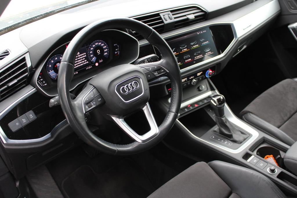 Audi Q3 45 TFSI quattro | S-Line | Trekhaak | Keyless | Dode, Auto's, Gebruikt, 1984 cc, Bedrijf, Vierwielaandrijving