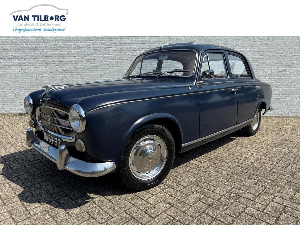 Peugeot 403 Compressor Berline Schuifdak OPRUIMING | OUTLETD, Auto's, Oldtimers, Blauw, Bedrijf, Handgeschakeld, Sedan