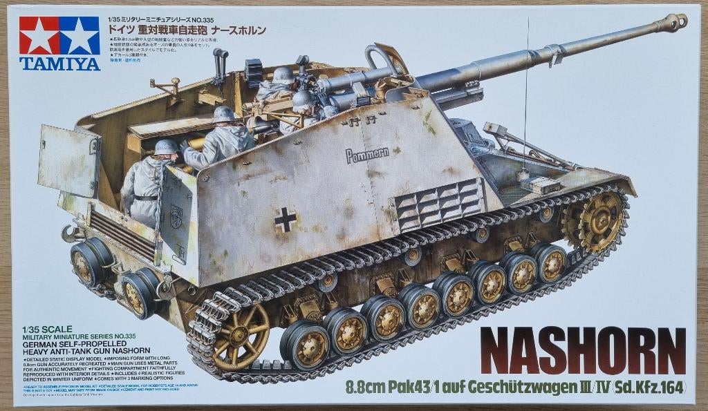 Tamiya #35335 1:35 WWII German Geschützwagen Nashorn, Hobby en Vrije tijd, Modelbouw | Auto's en Voertuigen, Tank, 1:32 tot 1:50