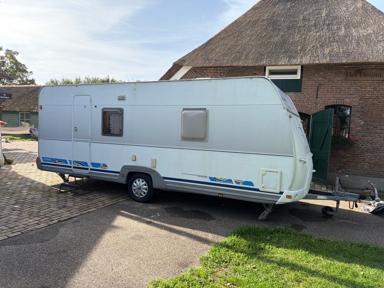 Dethleffs Camper uit 2000 met voortent, Vast bed, Rondzit, Particulier, Tot en met 4