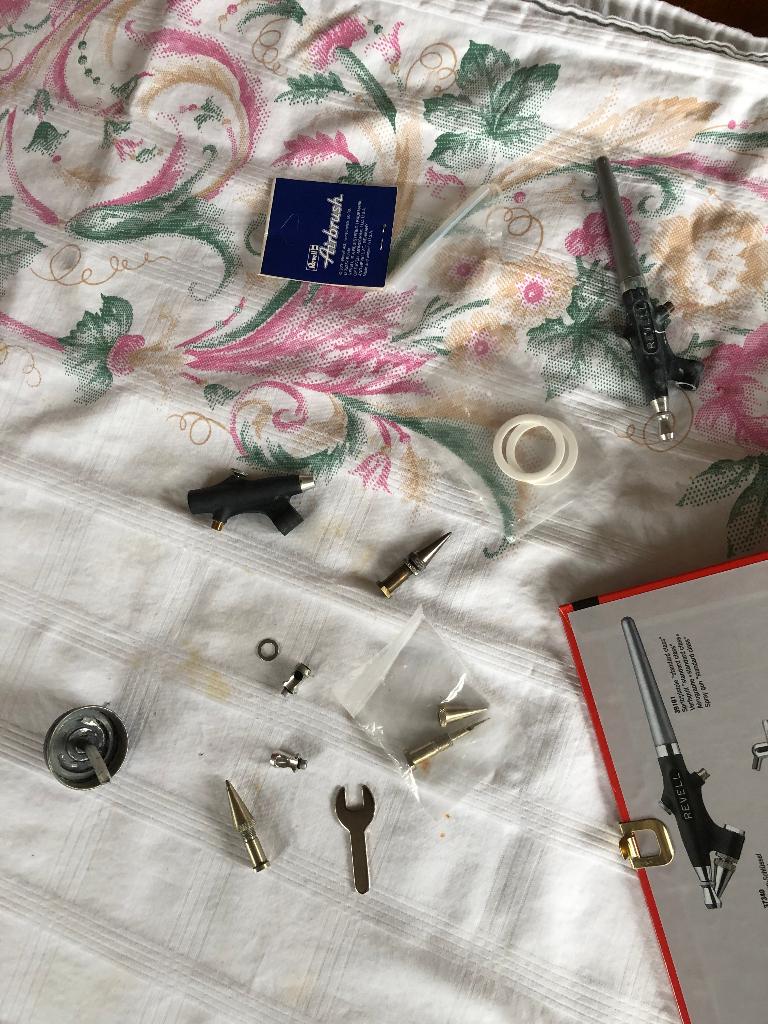 Revell Standard class Airbrush pistolen, Ophalen, Gebruikt, Revell, Groter dan 1:32