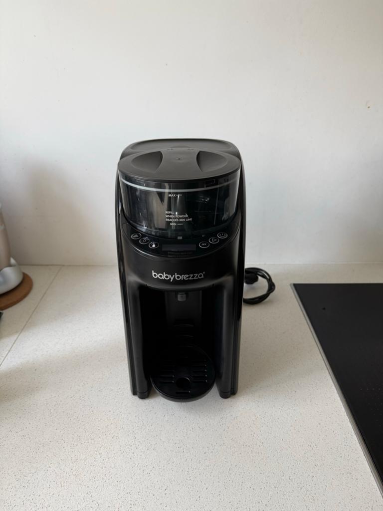 Baby Brezza Formula Pro Advanced - Flesvoeding apparaat, Ophalen of Verzenden, Zo goed als nieuw, Flessen- of potjesverwarmer