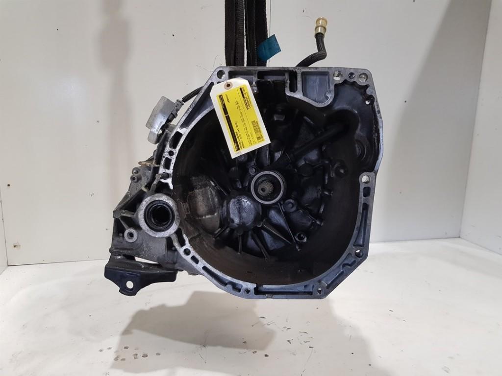 Versnellingsbak Automaat ABS Clio IV Estate/Grandtour (7R), Gebruikt, Renault Deutschland AG, Dialog.deutschland@renault.de, Peter-Huppertz-Straße 5, Köln 51063, , Duitsland