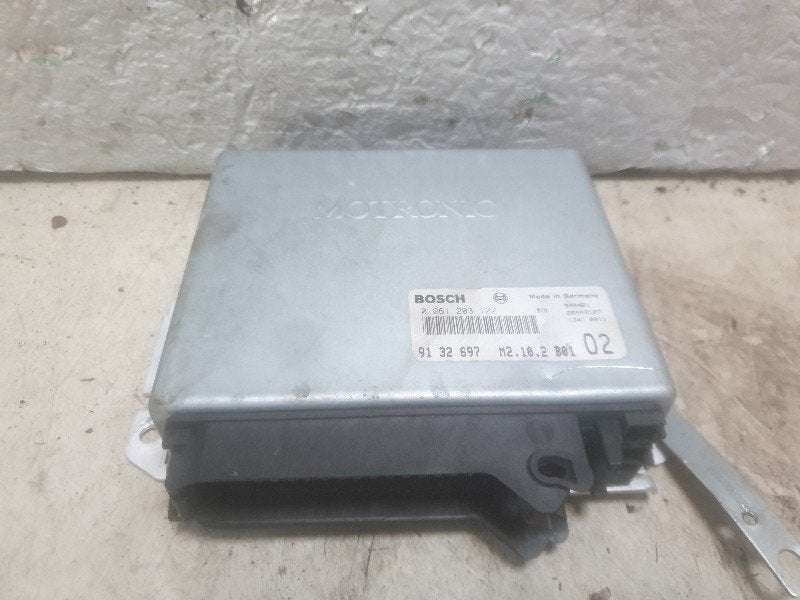 Computer Motor Saab 900 II (YS3D) 1994 0261203122, Gebruikt, Bosch Engineering GmbH, Robert-Bosch-Allee 1, Abstatt 74232, , Duitsland