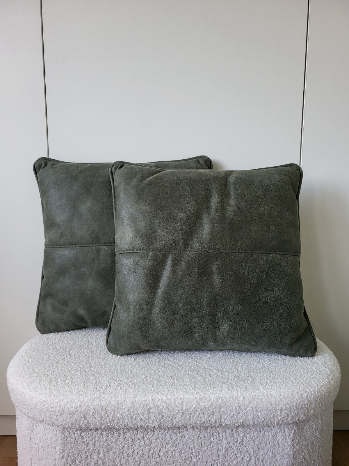 Set van 2 groene sierkussens, afmeting 40x45 cm, Overige merken, Ophalen of Verzenden, Zo goed als nieuw, Sierkussen