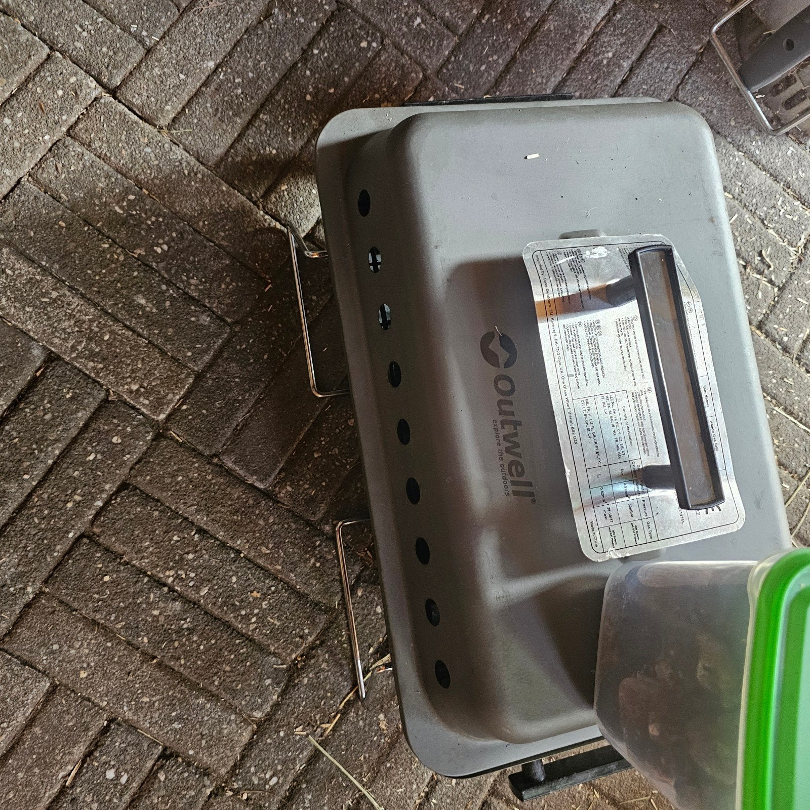 Compacte gasbarbecue met lavastenen, Ophalen, Gebruikt, Outwell