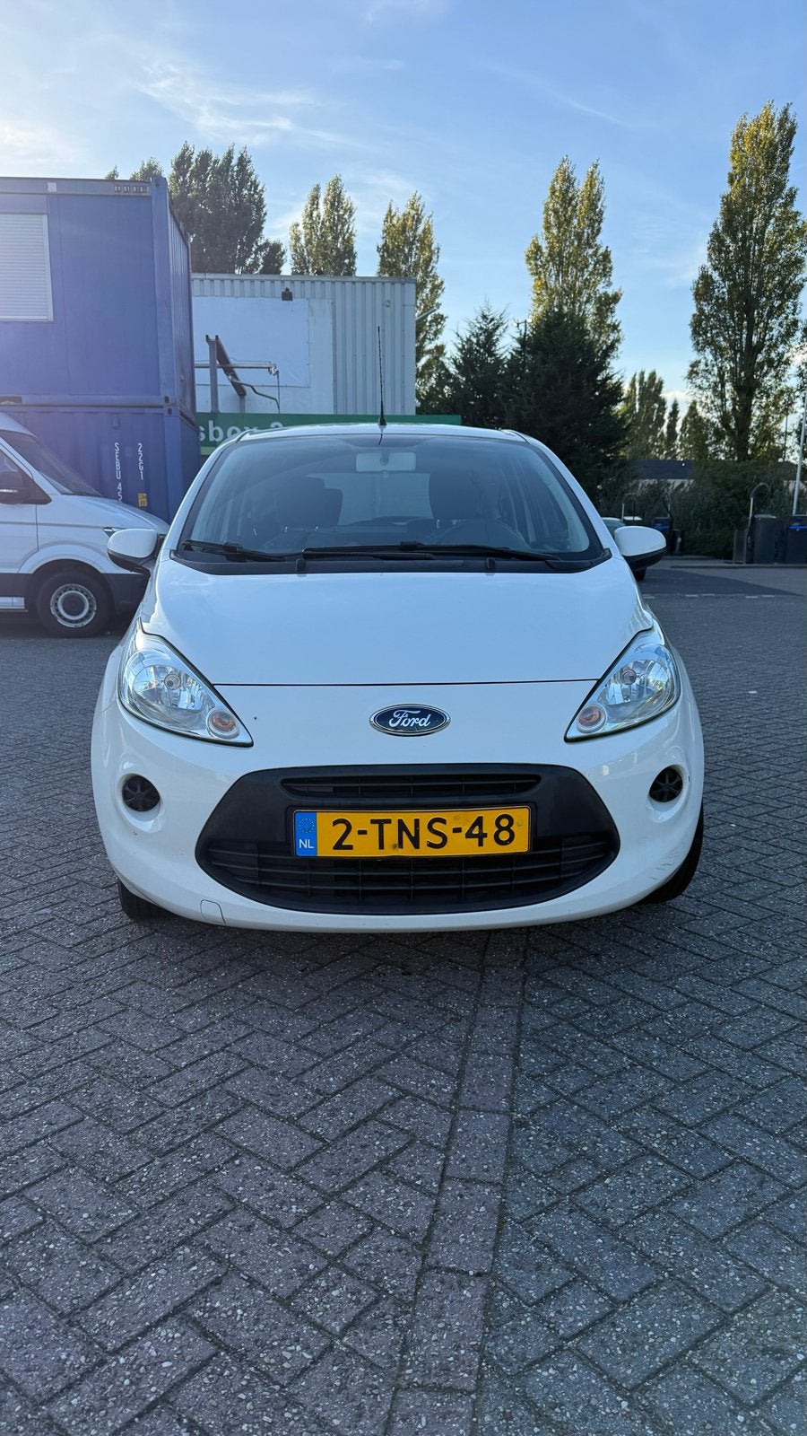 Ford Ka 1.2 51KW 2014 Wit, Voorwielaandrijving, 1242 cc, 4 cilinders, 4 stoelen