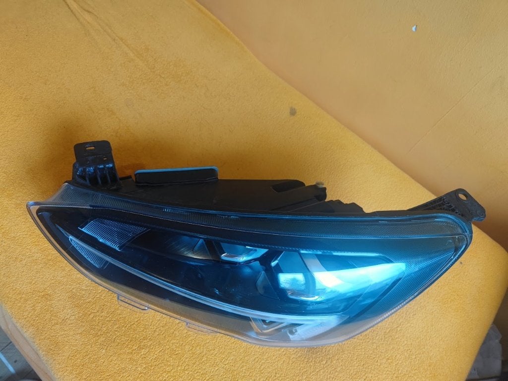 ford focus,turnier, koplamp led links-2022-heden, Ophalen of Verzenden, Gebruikt