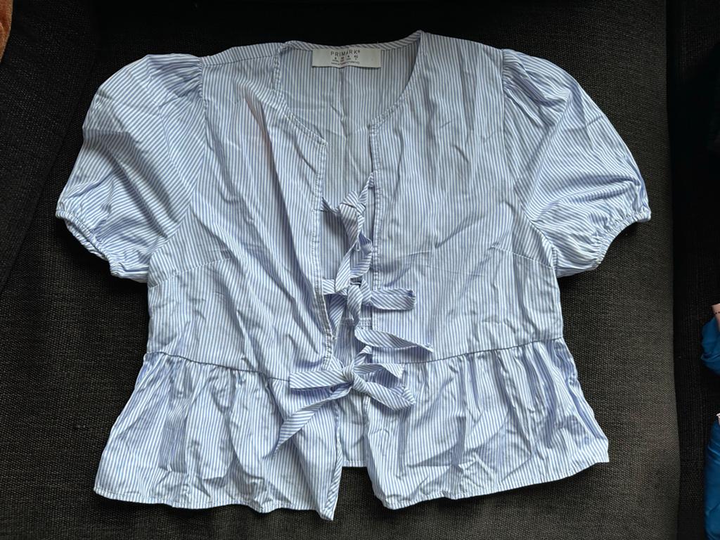 Primark blauw wit gestreept bloesje met strikjes maat 36, Ophalen of Verzenden, Zo goed als nieuw, Maat 36 (S), Blauw