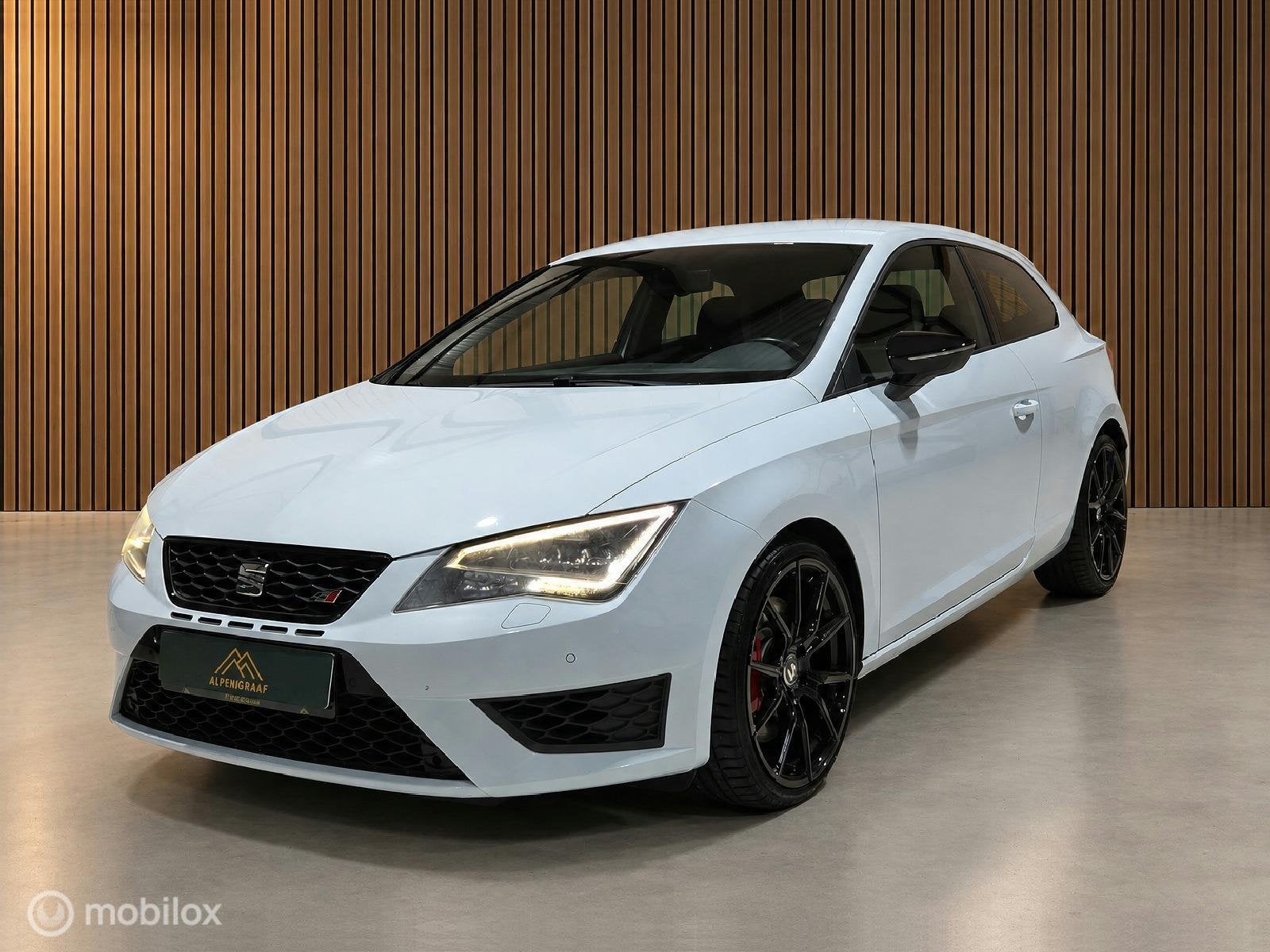 Seat Leon SC 2.0 TSI Cupra 280 ., Auto's, 15 km/l, Gebruikt, 1295 kg, 4 cilinders