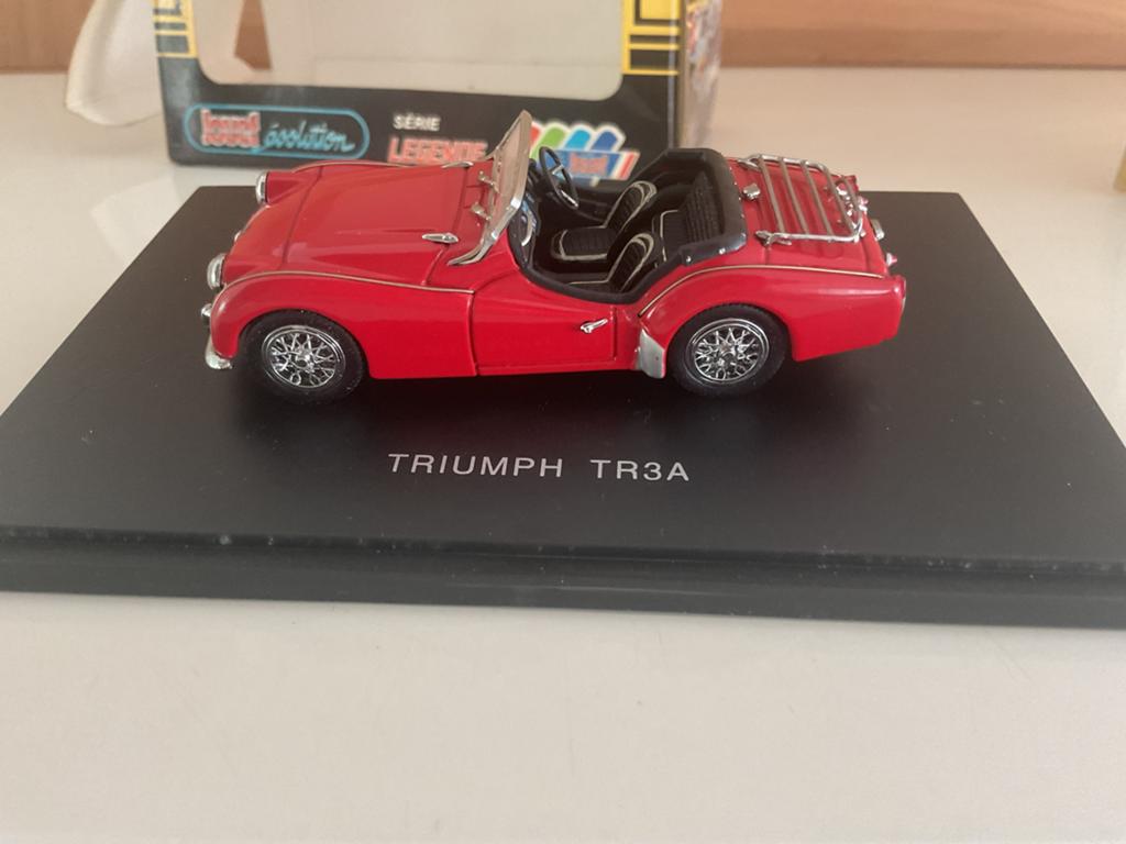 Truimph TR3A nieuw, Hobby en Vrije tijd, Modelauto's | 1:43, Ophalen, Zo goed als nieuw, Auto, Overige merken
