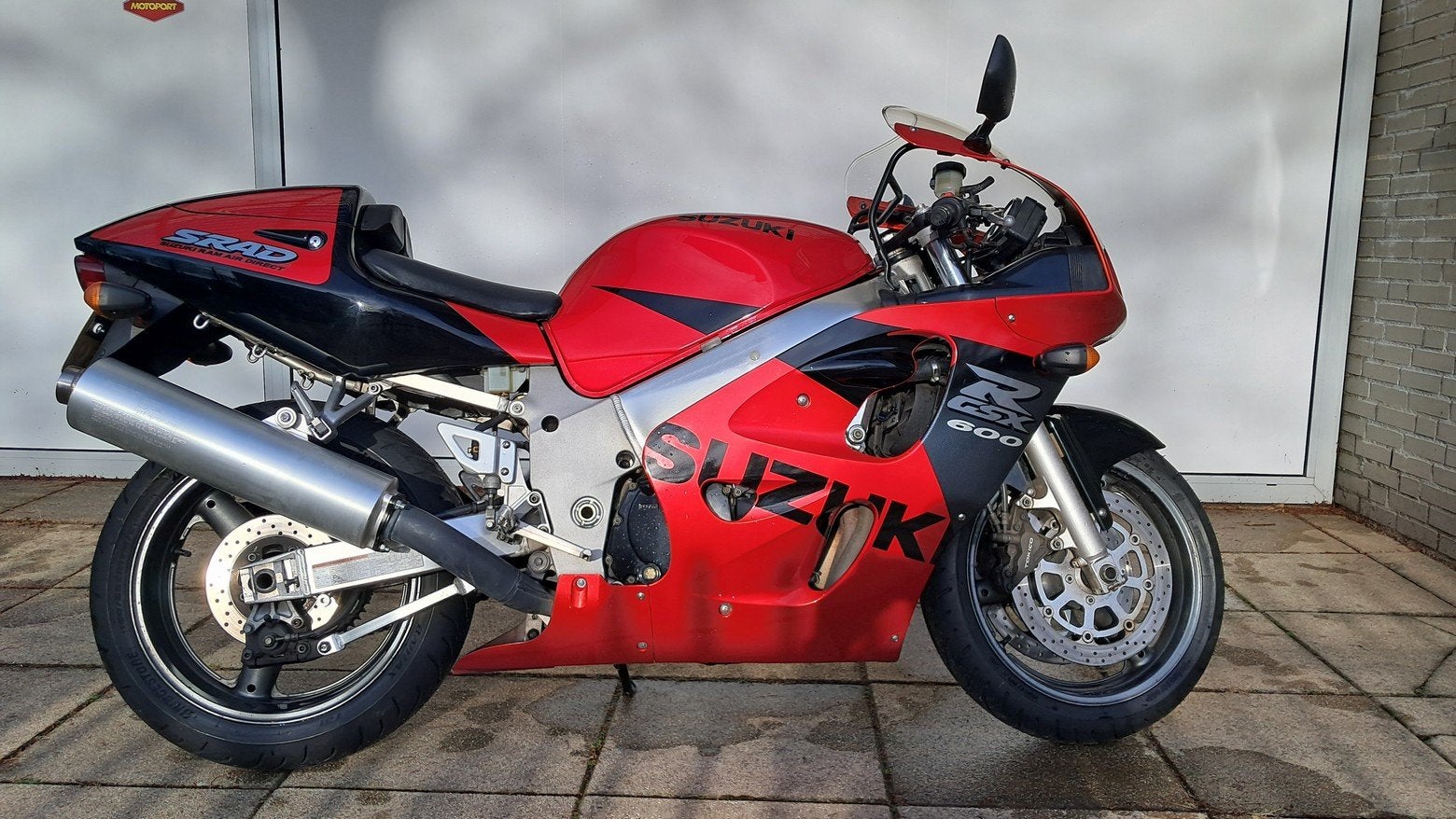 Suzuki GSX R 600 (bj 1998), Lange Dreef 12
4131NH  Vianen, NL, Suzuki, Bedrijf, Klantenservice@suzuki.nl