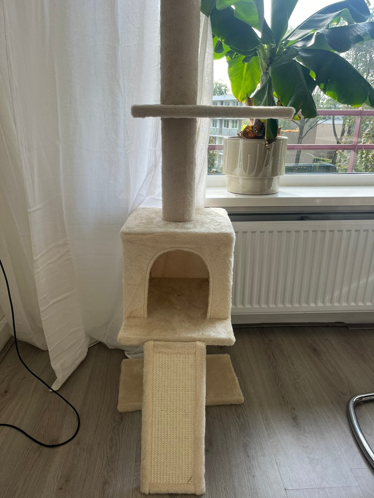 Stevige & Verstelbare Plafond Krabpaal (PAWZ Road, Beige), Ophalen, Zo goed als nieuw, Krabpaal