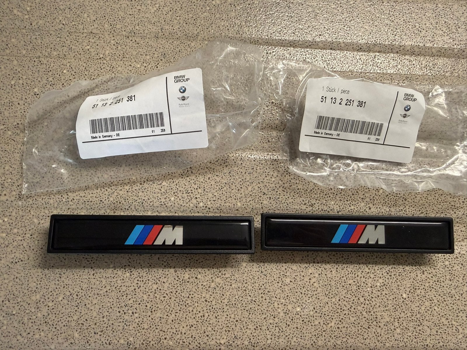 BMW E36 M stootlijst logo NIEUW, Ophalen of Verzenden, Nieuw, BMW