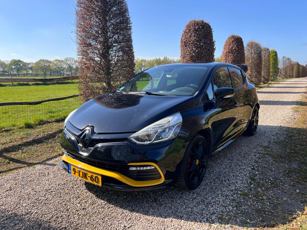 Renault Clio 1.6 RS CUP - RS monitor, Auto's, 1618 cc, Zwart, 4 cilinders, Zwart