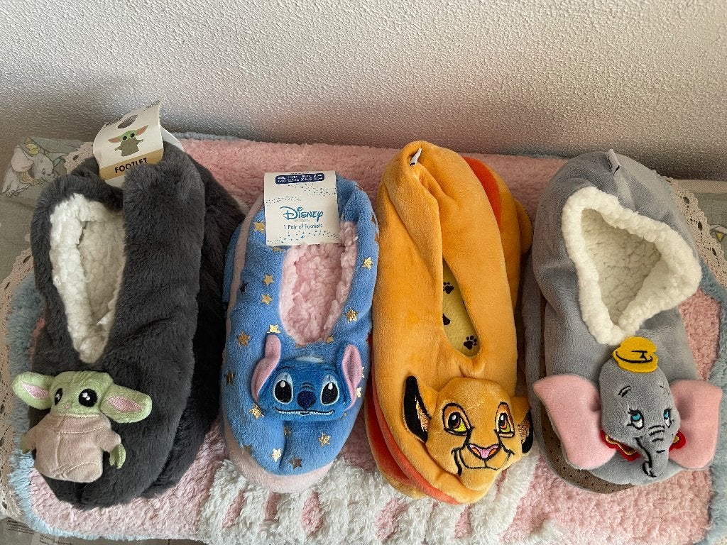 disney sloffen stitch dumbo simba baby yoda nieuw, Ophalen of Verzenden, Bambi of Dumbo, Nieuw, Kleding of Textiel
