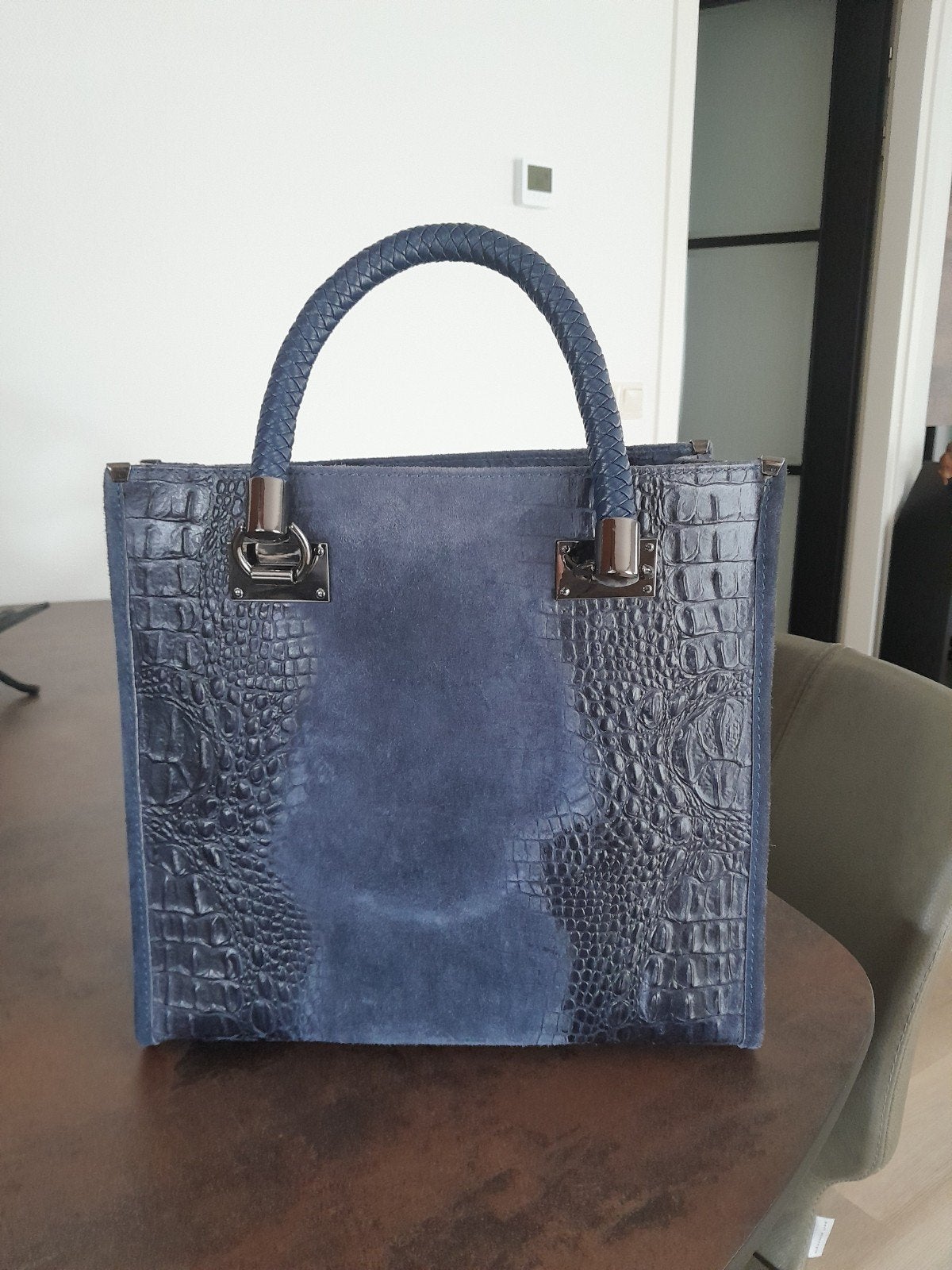 blauwe leren tas met slangenprint en suède., Ophalen, Zo goed als nieuw, Blauw, Schoudertasje