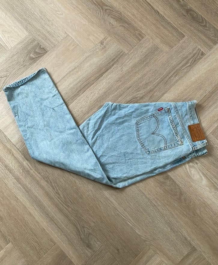 Levi’s Wedgie Straight Jeans, Kleding | Dames, Ophalen of Verzenden, Zo goed als nieuw, Blauw, W30 - W32 (confectie 38/40)