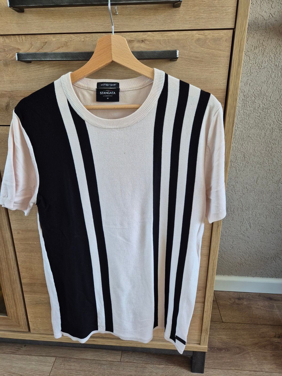 Stangata T-shirt met strepen in zwart en wit - Zo goed als n, Ophalen of Verzenden, Zo goed als nieuw, Maat 48/50 (M), Stangata