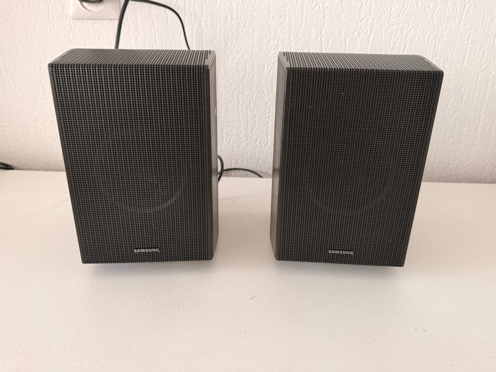 Samsung PS-RB96B Surround Speakers (Links & Rechts), Ophalen of Verzenden, Zo goed als nieuw, Minder dan 60 watt, Overige merken