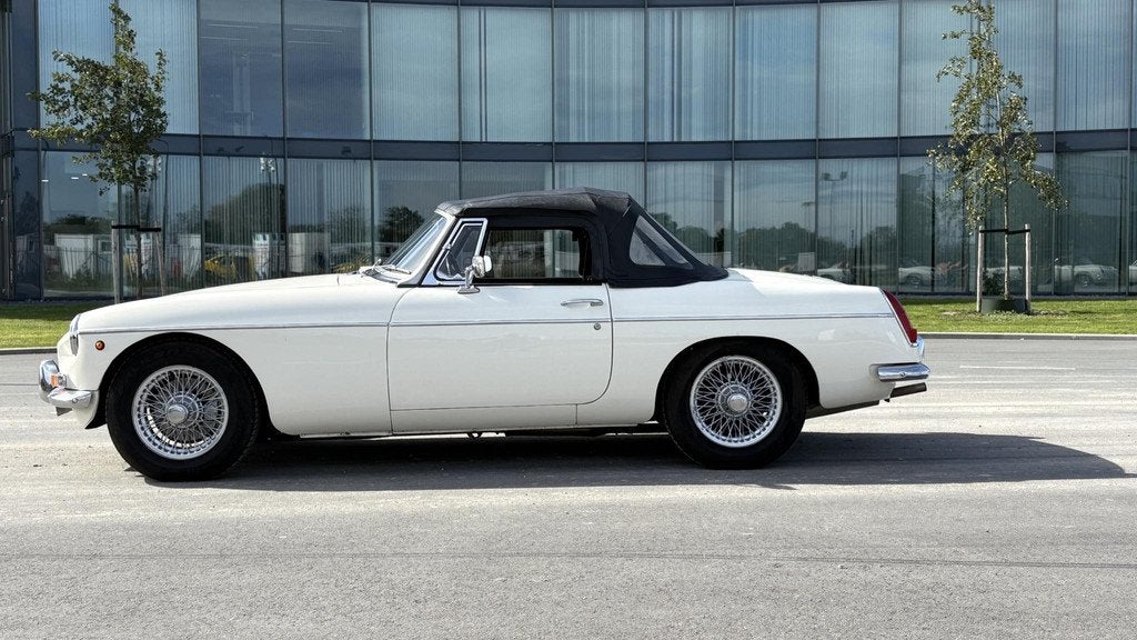 MG B 1.8 95 pk Prive verkoop, Auto's, MG, B, Gebruikt, Cabriolet, Wit