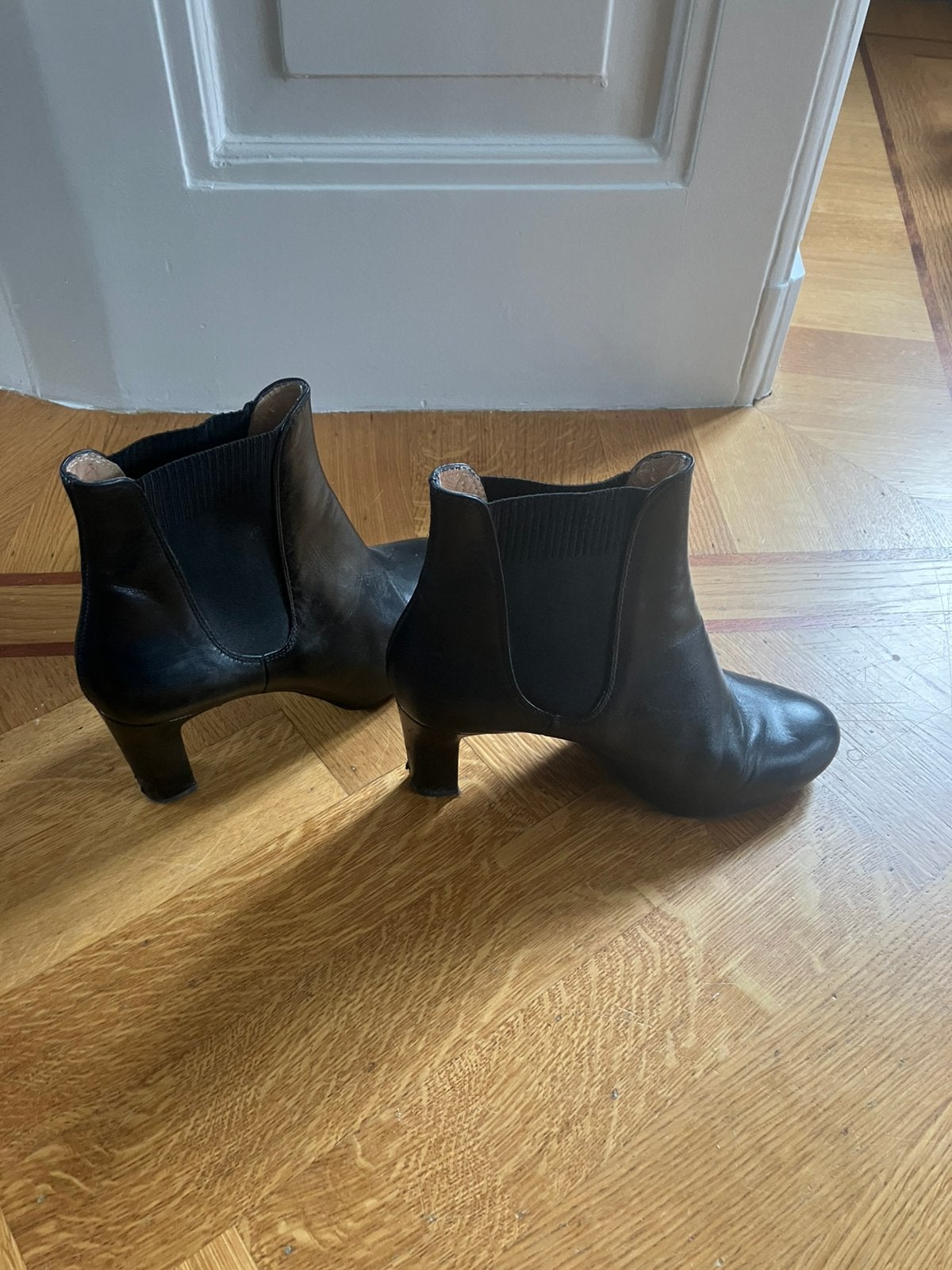 Unica mt 38, Kleding | Dames, Ophalen of Verzenden, Zo goed als nieuw, Zwart, Sneakers of Gympen