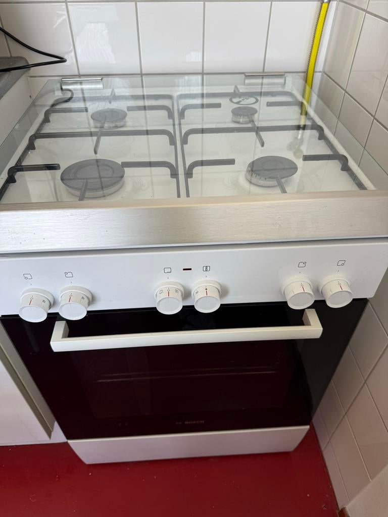 Bosch vrijstaand gasfornuis met elektrische oven, Witgoed en Apparatuur, Fornuizen, Gebruikt, Vrijstaand, Gas, 4 kookzones, 85 tot 90 cm
