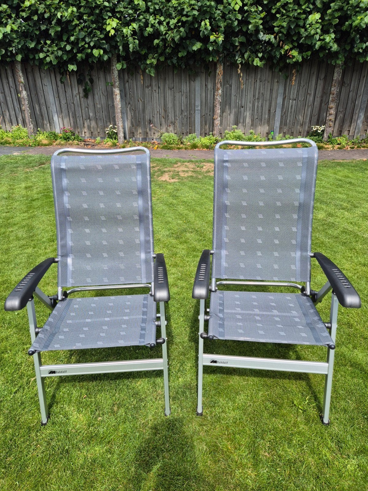 2 verstelbare dukdalf tuinstoelen, aluminium, Ophalen, Gebruikt, Aluminium, Verstelbaar