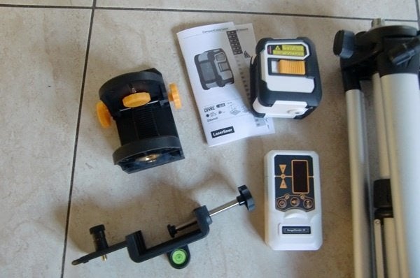 Laserliner kruislaser met ontvanger en statief, Ophalen of Verzenden, Zo goed als nieuw