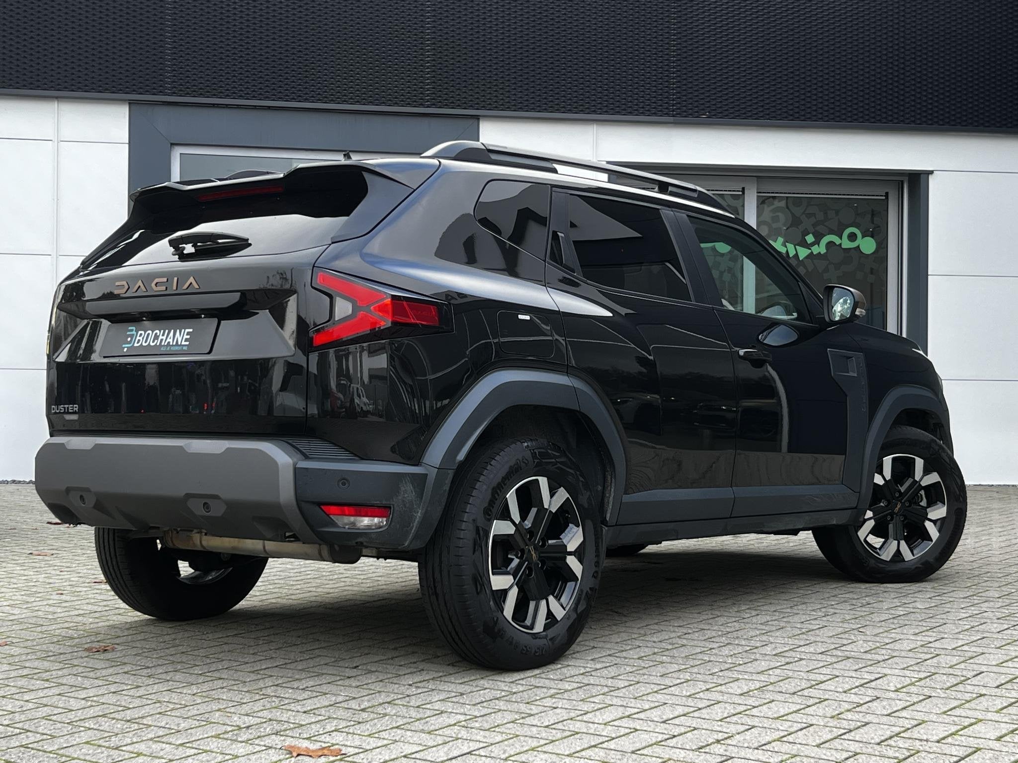 Dacia Duster 1.6 Hybrid 140 Extreme | Pack Winter | Apple Ca, Auto's, 1373 kg, Gebruikt, 4 cilinders, Zwart