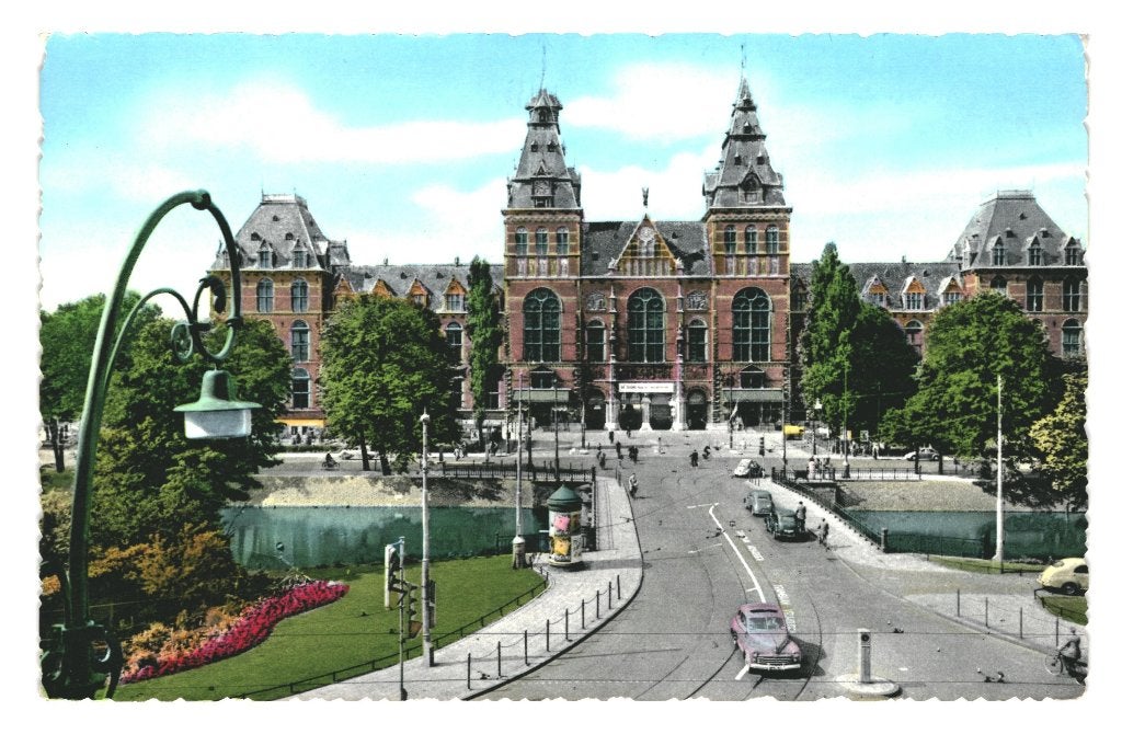 939704	Amsterdam	Rijksmuseum	jr 50 60	Postzegel afgeweekt, Verzamelen, Ansichtkaarten | Nederland, Gelopen, Noord-Holland, 1940 tot 1960
