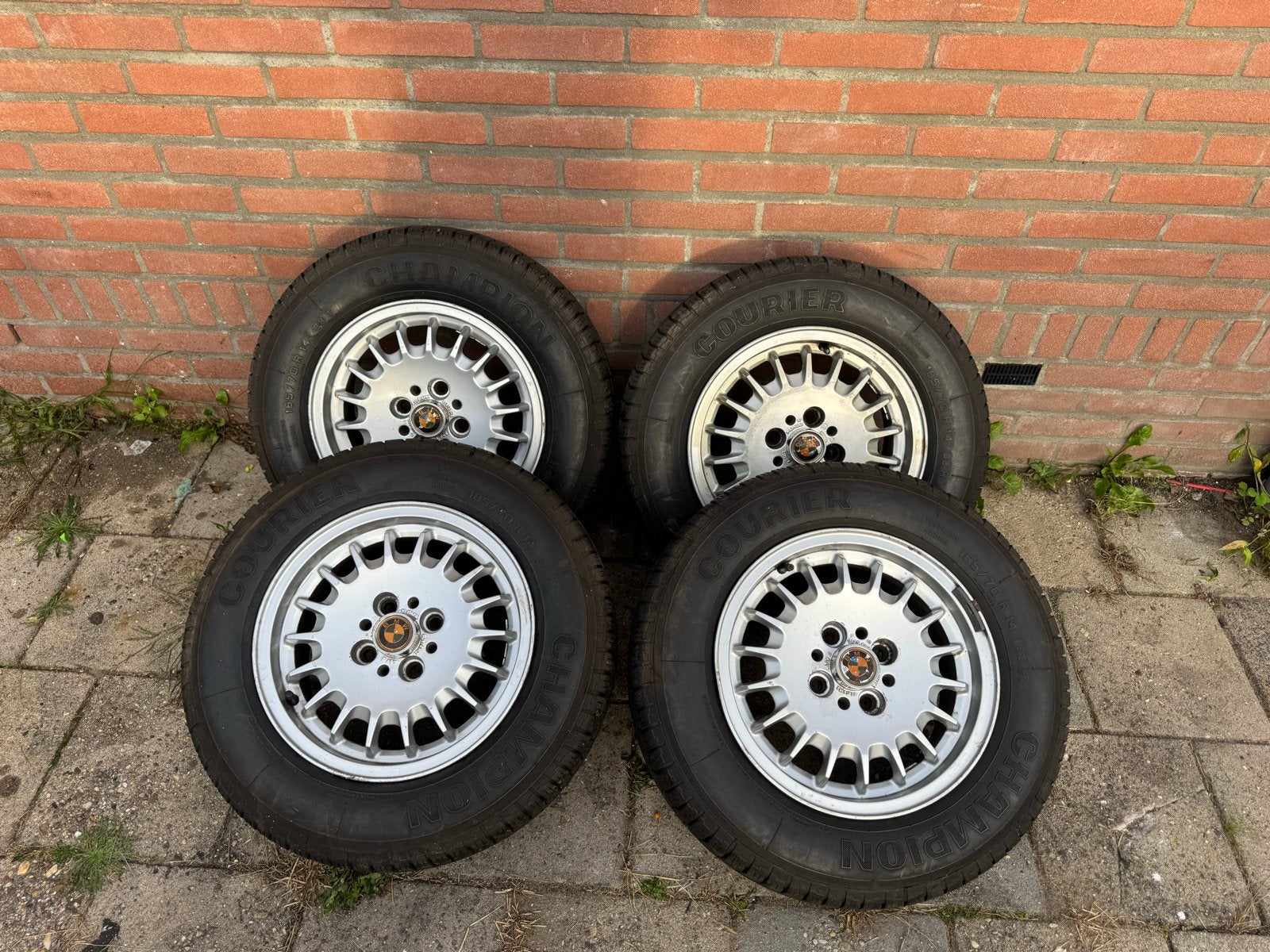 BMW Kroonkurk Velgen 14 inch met banden, Auto-onderdelen, Ophalen, 14 inch, Gebruikt, Banden en Velgen