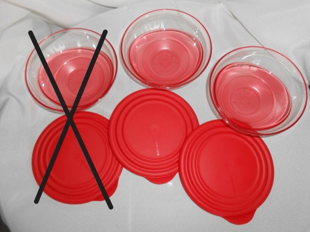 Tupperware Eleganzia kommen 600ML Rood NIEUW, 600 ml, Nieuw, Ophalen of Verzenden, Met deksel