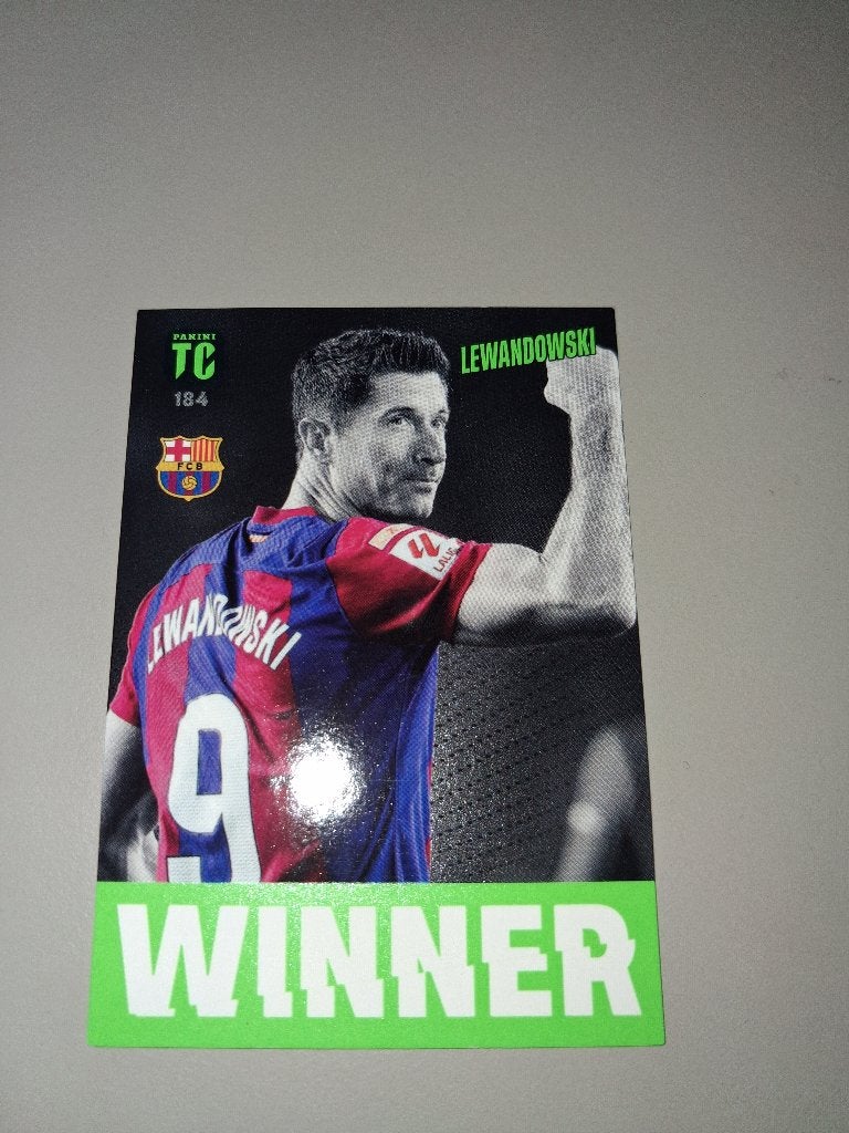 Panini WINNER Robert Lewandowski, Ophalen of Verzenden, Zo goed als nieuw, Buitenlandse clubs, Poster, Plaatje of Sticker