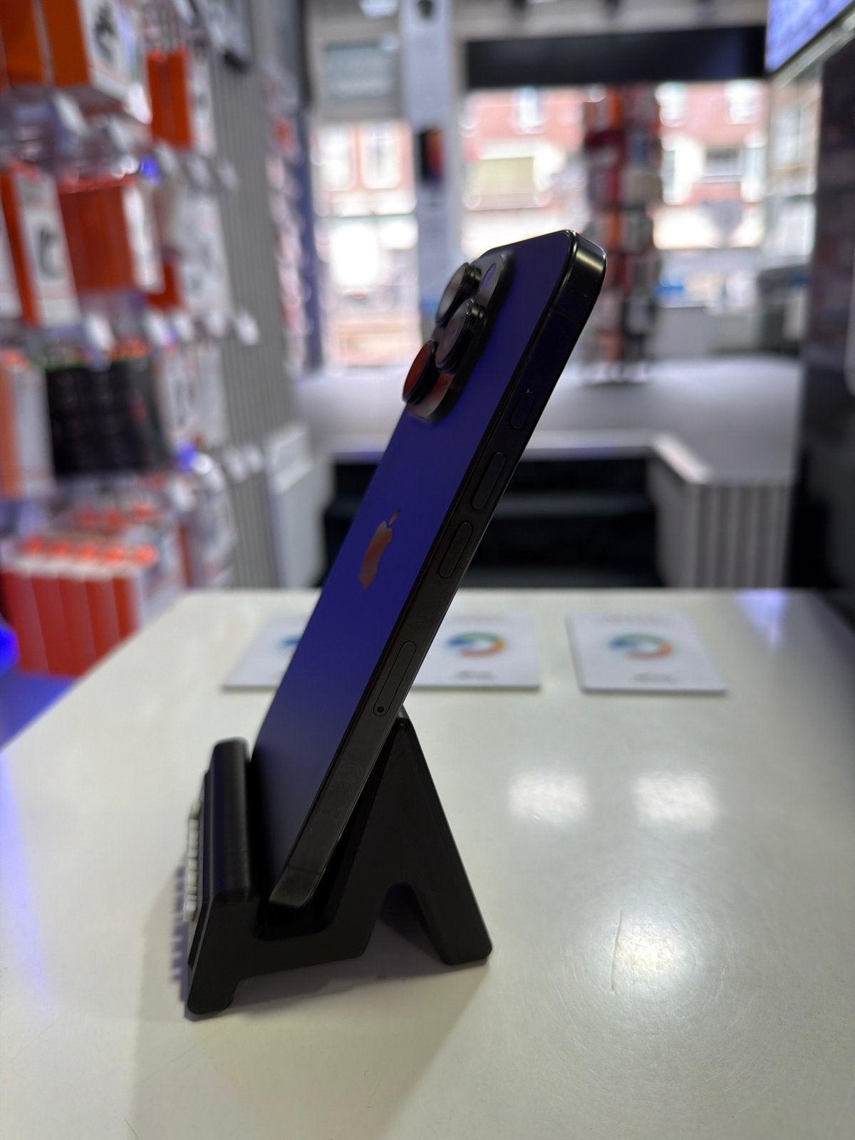 iPhone 16 Pro 512GB - Zo goed als nieuw met accessoires, Telecommunicatie, IPhone 16 Pro, 512 GB, Zwart, Zo goed als nieuw