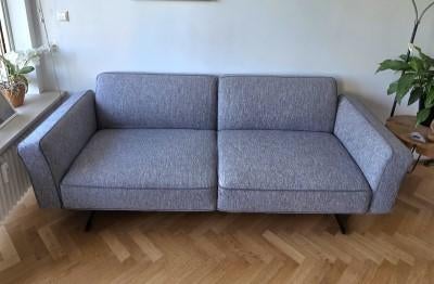 Stijlvolle Montel bank, Ophalen, Driepersoons, 75 tot 100 cm, Zo goed als nieuw