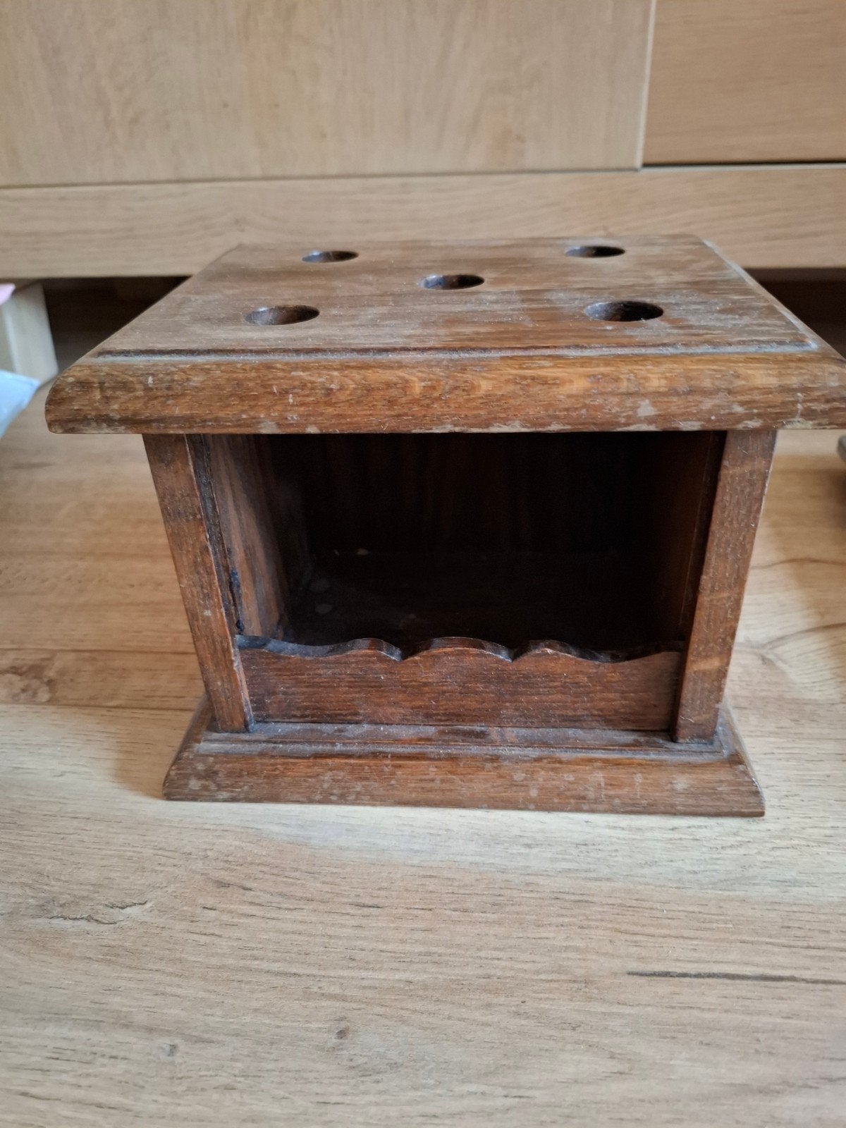 Houten voetenstoof, gebruikt, Ophalen