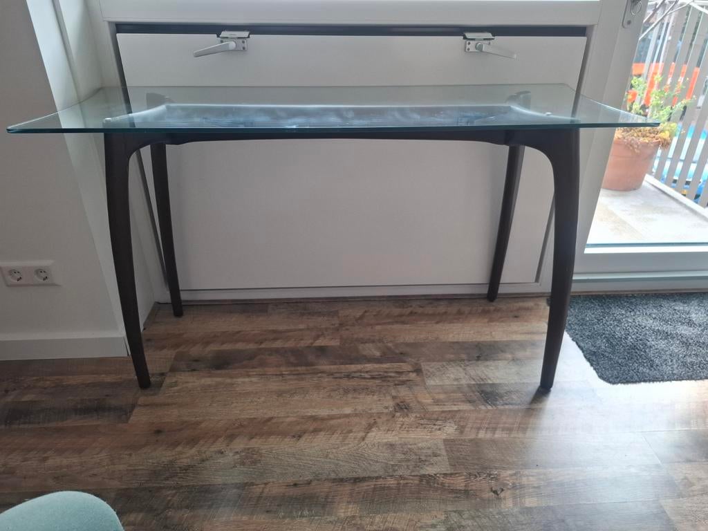 Glazen sidetable met houten onderstel (135x50x76.5 cm), Ophalen, Glas, Gebruikt, 100 tot 150 cm