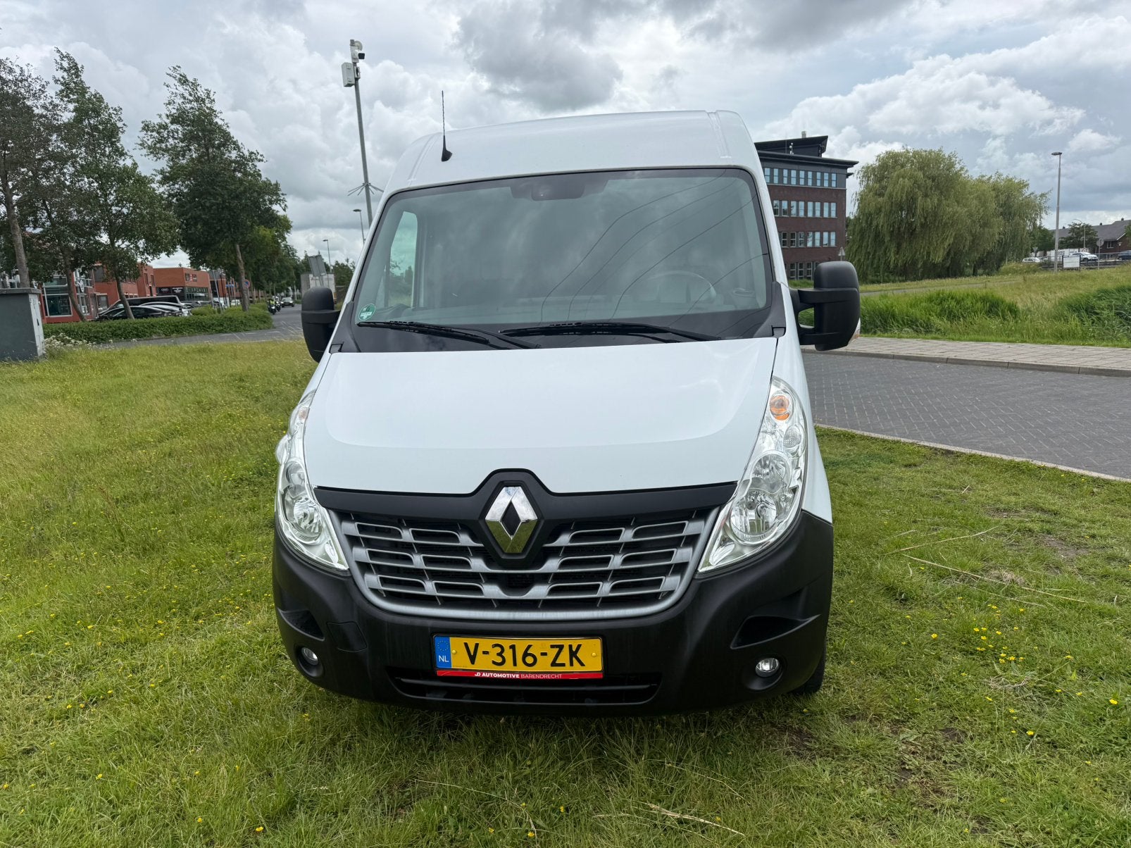 Renault Master PU 2.3 dCi 130pk L2h2 T35 FWD EU6 2019, Auto's, Bestelauto's, Stof, 4 cilinders, Renault, 2500 kg